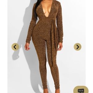 🎉 gold shimmer jumpsuit !!!! 🏆